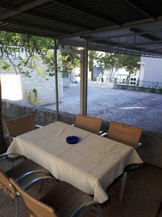 מאקרסקה Guesthouse Mario&Marina מראה חיצוני תמונה